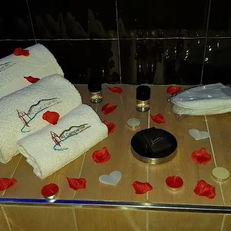 Al Campanile H Centro, By Clapa Group Dislocated Hospitality Πανσιόν Νάπολη