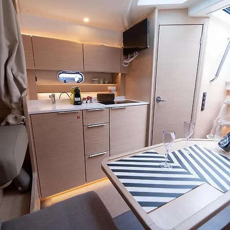 Guest house Al Campanile H Centro, By Clapa Group 3*