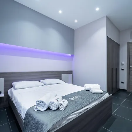 Al Campanile H Centro, By Clapa Group Dislocated Hospitality 2* 那不勒斯