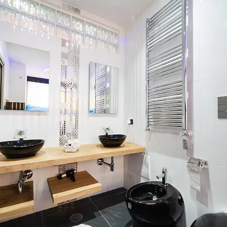 Al Campanile H Centro, By Clapa Group 3* Neapol
