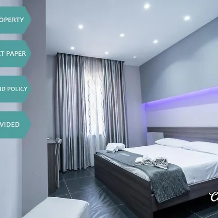 Al Campanile H Centro, By Clapa Group Dislocated Hospitality 招待所 那不勒斯